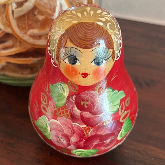 Vintage Russian Matryoshka Chime Bell Doll Signed Red Gold Floral Roly-Poly 4" - Picture 1 of 8